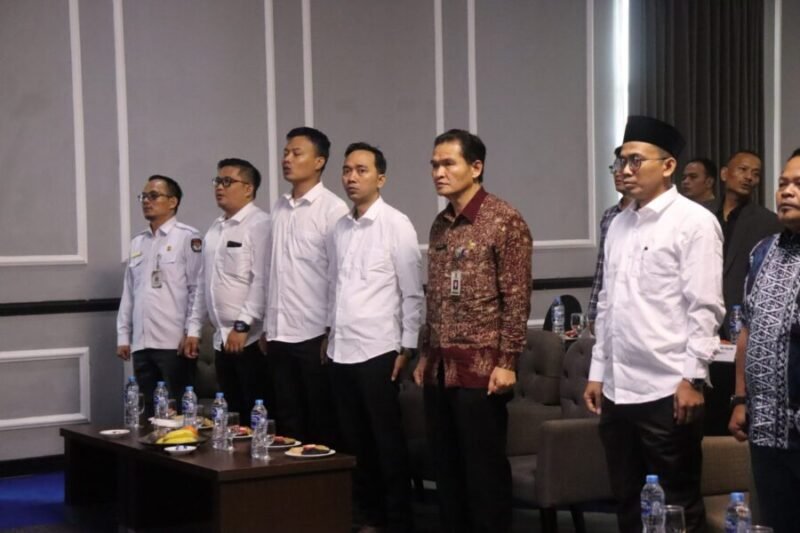 proses rekapitulasi hasil perhitungan suara tingkat kabupaten dalam PSU berjalan lancar tanpa hambatan