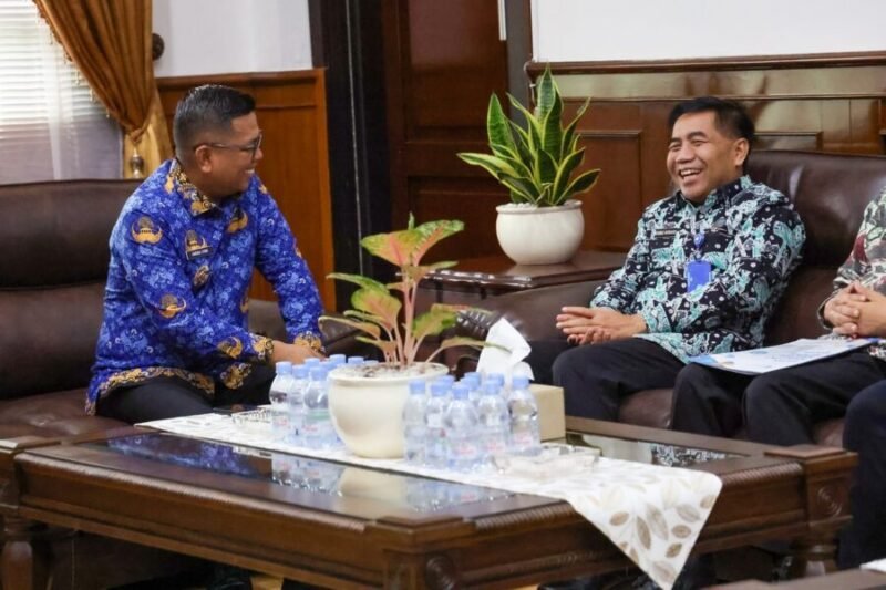 Gubernur Andra Soni Terima Kunjungan BNN Provinsi Banten di Ruang Kerja Gubernur, KP3B Curug, Kota Serang