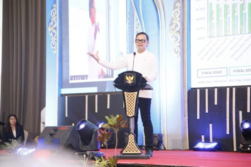 Wamendagri Bima Arya saat membuka Musrenbang RPJMD Provinsi Jambi Tahun 2025–2029
