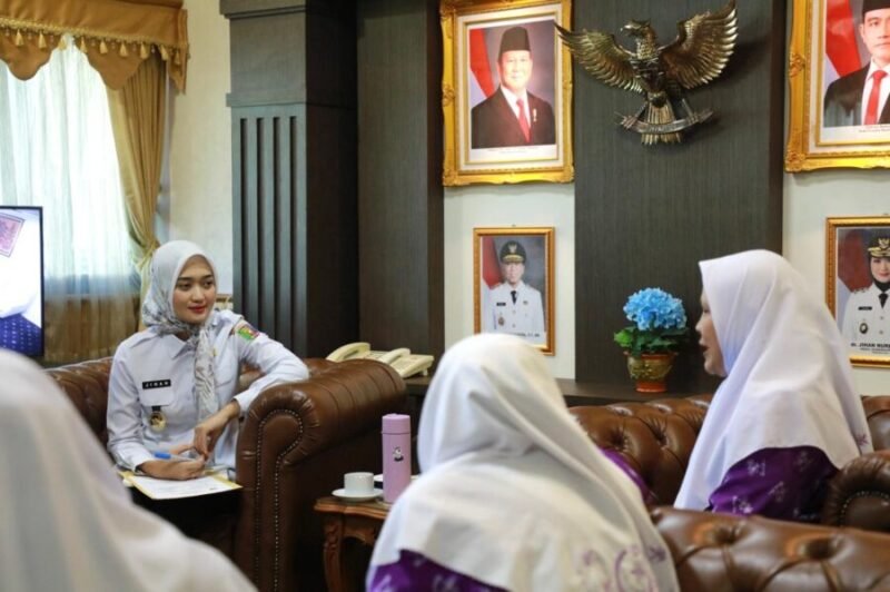Wakil Gubernur Lampung Jihan Nurlela menerima kunjungan silaturahmi Pimpinan Wilayah Wanita Islam (PWWI) Provinsi Lampung