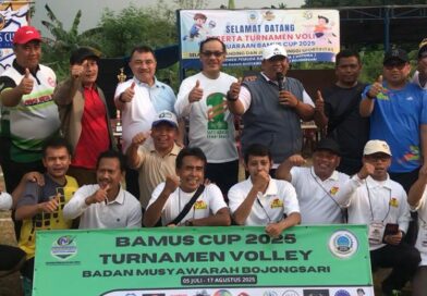 Wawali Harris Bobihoe Buka Turnamen Sekaligus Main Voli Bersama Masyarakat Bojongsari