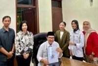 Panitia Turnamen Catur Walikota Cup saat audensi dengan Wali Kota Yogyakarta Hasto Wardoyo