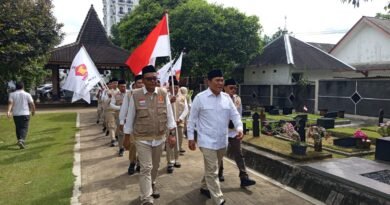 HUT ke-18 Gerindra, Kader Lakukan Ziarah ke Makam Prof Suhardi di Sleman