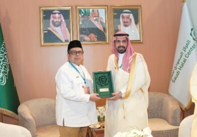 BPJPH dan Saudi Halal Center Teken Amandemen MSP di Makkah Halal Forum 2026