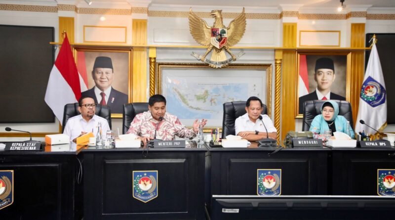 Mendagri Muhammad Tito Karnavian Pimpin Rakor Percepatan Pembangunan Huntap Pascabencana Sumatera di Kementerian Dalam Negeri Mendagri Muhammad Tito Karnavian Pimpin Rakor Percepatan Pembangunan Huntap Pascabencana Sumatera di Kementerian Dalam Negeri