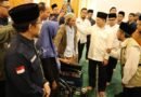 Wagub Banten Achmad Dimyati Natakusumah Serahkan Bantuan Sosial dalam Safari Ramadan di Tangsel Wagub Banten Achmad Dimyati Natakusumah Serahkan Bantuan Sosial dalam Safari Ramadan di Tangsel