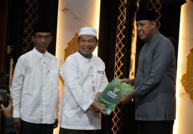 Tarling di Masjid Asy-Syuhada, Wali Kota Bekasi Tekankan Pengawasan Infrastruktur Jalan