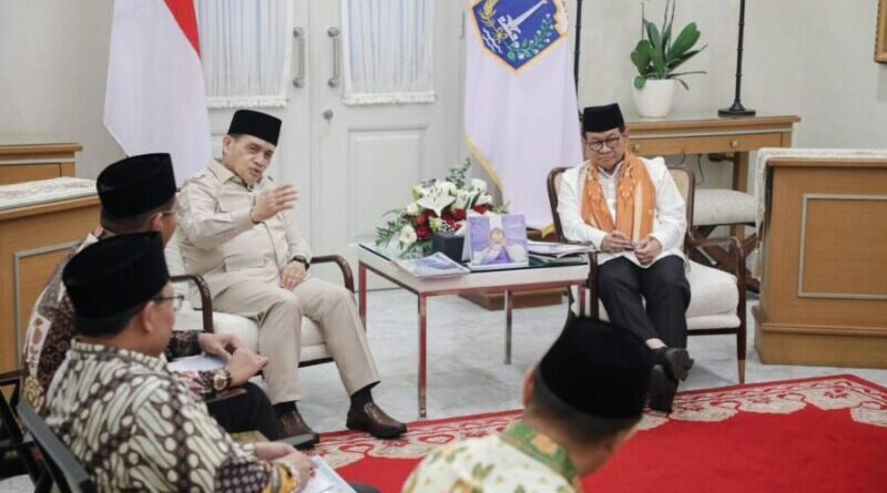Wamenag Syafii dan Gubernur Anung Bahas Aset KUA Jakarta