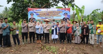 Kapolres Pandeglang Pimpin Penanaman Jagung Serentak di Kecamatan Kalanganyar