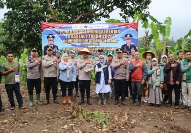 Kapolres Pandeglang Pimpin Penanaman Jagung Serentak di Kecamatan Kalanganyar