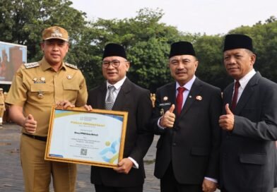 Wali Kota Bekasi Salurkan Bantuan bagi Penyandang Disabilitas Wali Kota Bekasi Salurkan Bantuan bagi Penyandang Disabilitas