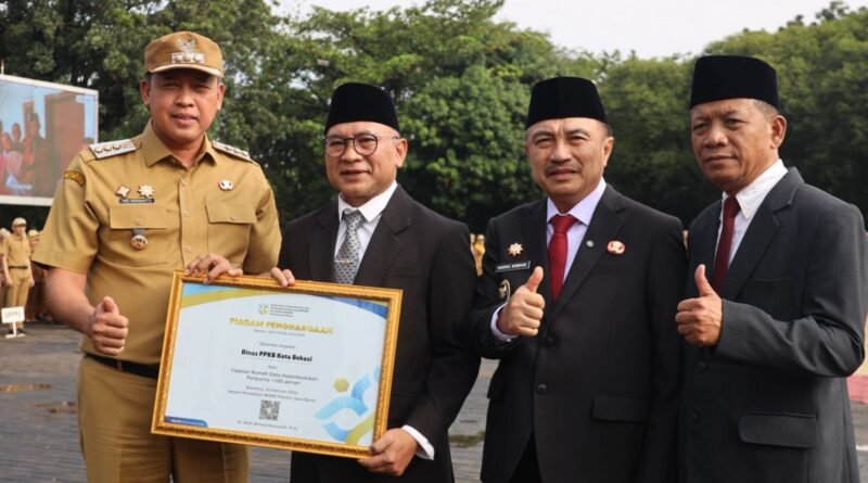 Wali Kota Bekasi Salurkan Bantuan bagi Penyandang Disabilitas Wali Kota Bekasi Salurkan Bantuan bagi Penyandang Disabilitas