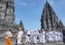 Sambut Nyepi, Puluhan Ribu Umat Hindu Padati Candi Prambanan