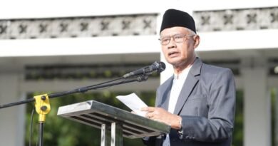 Khutbah Idul Fitri di UMY, Haedar Nashir Tekankan Kehidupan Harmonis dan Taqwa