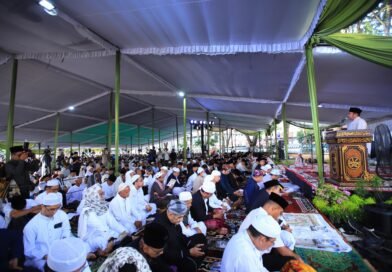 Herman Deru: Terus Kumandangkan Takbir, Tahlil, dan Tahmid Herman Deru: Terus Kumandangkan Takbir, Tahlil, dan Tahmid