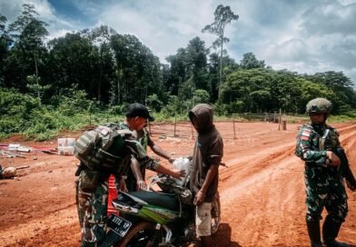 Yonif 403/WP Bongkar Penyelundupan Ganja di Wilayah Perbatasan Indonesia–PNG Yonif 403/WP Bongkar Penyelundupan Ganja di Wilayah Perbatasan Indonesia–PNG