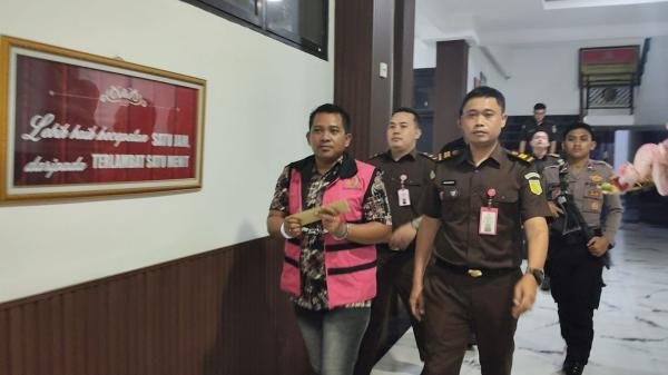 Direktur PT DYM Tempuh Jalur Hukum, Kades Mulyodadi Dilaporkan atas Dugaan Penipuan Tanah 5,2 Hektare Direktur PT DYM Tempuh Jalur Hukum, Kades Mulyodadi Dilaporkan atas Dugaan Penipuan Tanah 5,2 Hektare