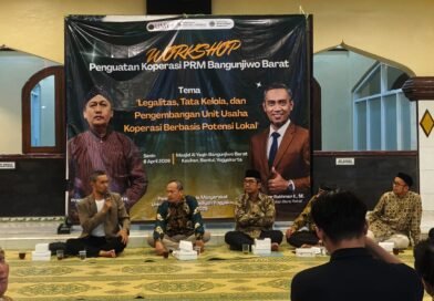 Dosen Universitas Muhammadiyah Yogyakarta Gelar Workshop Koperasi di Bangunjiwo Dosen Universitas Muhammadiyah Yogyakarta Gelar Workshop Koperasi di Bangunjiwo