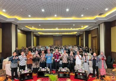 Yudisium FH UWM, 86 Lulusan Siap Mengabdi di Masyarakat Yudisium FH UWM, 86 Lulusan Siap Mengabdi di Masyarakat