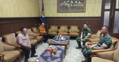 TNI dan DPRD DIY Perkuat Kolaborasi, Yuniar Dwi Hantono Bertemu Nuryadi TNI dan DPRD DIY Perkuat Kolaborasi, Yuniar Dwi Hantono Bertemu Nuryadi