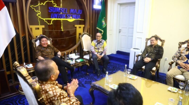 Herman Deru Terima GM PLN UID S2JB, Tekankan Pemerataan Listrik di Sumsel