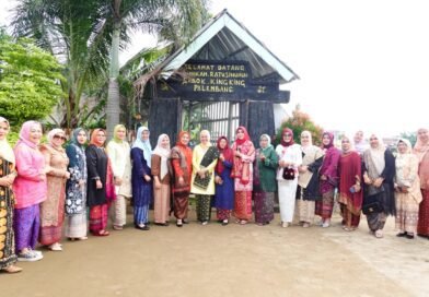 Peringati Hari Kartini, DWP Sumsel Ziarah ke Makam Ratu Sinuhun