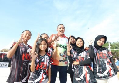 Wali Kota Tri Adhianto Buka Kejurkot U-15 Voli Pasir, Tekankan Pembinaan Atlet Muda
