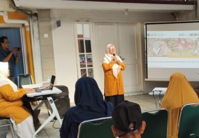 57 Lansia Prolanis Ikuti Penyuluhan Kesehatan Reproduksi di Klinik Firdaus