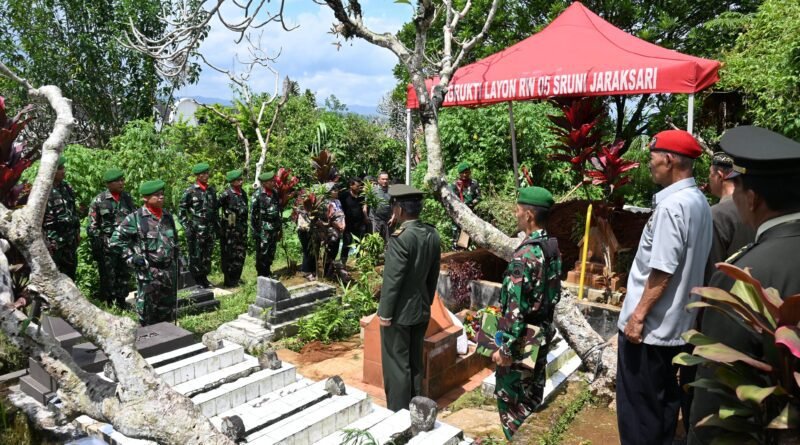 Kodim Wonosobo Berikan Penghormatan Terakhir kepada Serma Purn Kabul melalui Upacara Militer