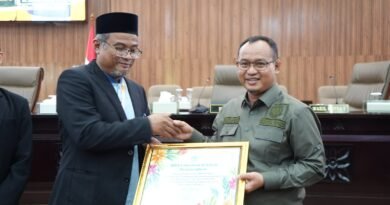 Dr. Sardi Efendi Kenalkan Peran DPRD kepada Generasi Muda Kota Bekasi