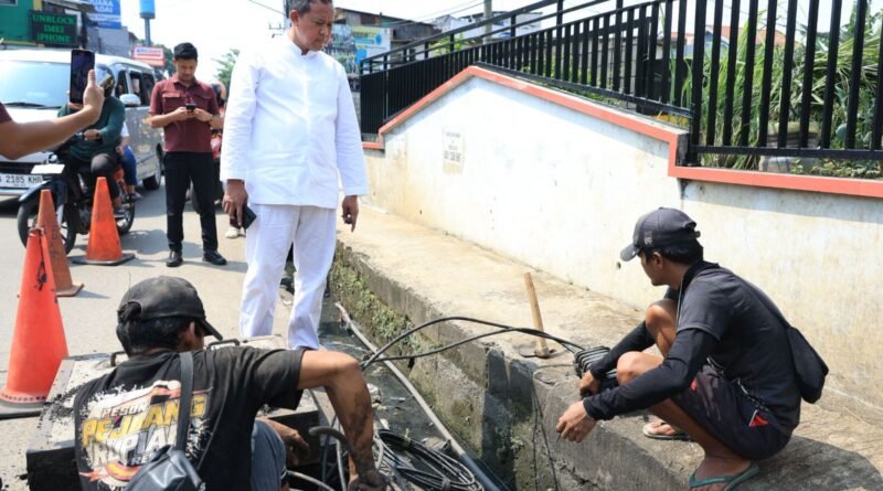 Wali Kota Bekasi Tegur Keras Galian Kabel Optik Tanpa Izin