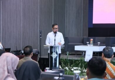 Wamendagri Bima Arya Sugiarto: Tantangan Pembangunan Daerah Bukan Regulasi, Tapi Implementasi