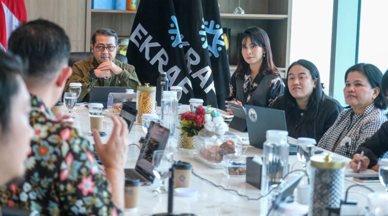 Menteri Ekraf Ingin Bangun Fondasi Ekosistem Kreatif Ilustrasi yang Bisa Match Sana-sini