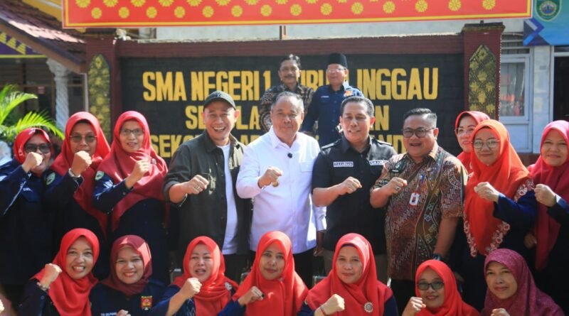 Cik Ujang Dorong SMA Negeri 1 Lubuklinggau Jadi Role Model Sekolah Hijau