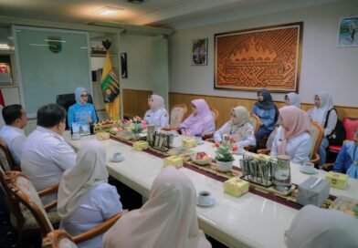 Wagub Jihan Nurlela Luncurkan Buku “Muatan Apel Tematik” untuk Penguatan Karakter Siswa