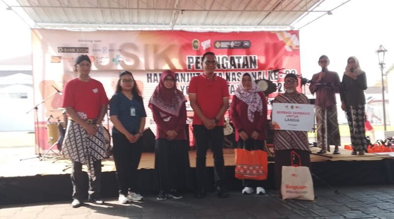 Ratusan Lansia Meriahkan Peringatan Hari Lanjut Usia Nasional di Benteng Vredeburg