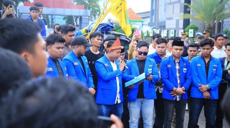 Demo PMII di Kantor Gubernur, Herman Deru Tegaskan Pemprov Terbuka terhadap Kritik