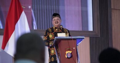 Komjen Cryshnanda: Media Sosial Bisa Jadi Pilar Literasi atau Pemicu Konflik