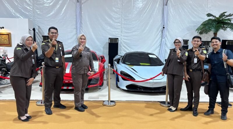 Ferrari hingga McLaren Ludes di BPA Fair 2026, Aset Sitaan Kasus EDC Cash Kejari Bekasi Tembus Belasan Miliar