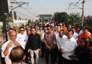 Plh Wali Kota Bekasi Dampingi Komisi V DPR RI Bahas Pembangunan Flyover Bulak Kapal