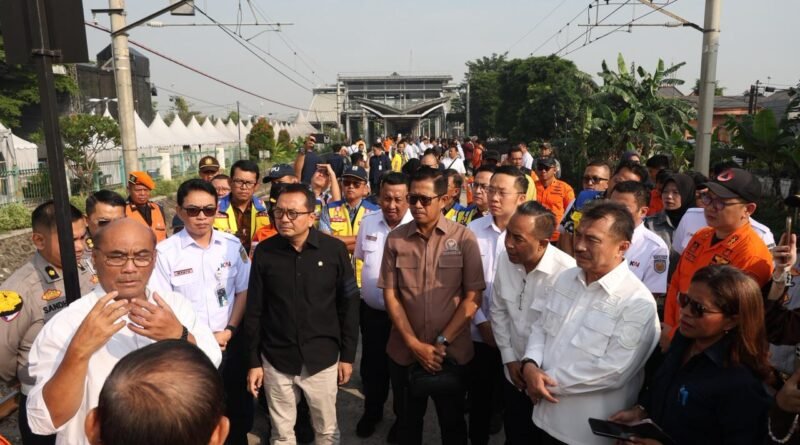 Plh Wali Kota Bekasi Dampingi Komisi V DPR RI Bahas Pembangunan Flyover Bulak Kapal