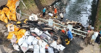 Pemprov Banten dan Pemkot Tangerang Galakkan Aksi Bersih Kali untuk Cegah Banjir Pemprov Banten dan Pemkot Tangerang Galakkan Aksi Bersih Kali untuk Cegah Banjir