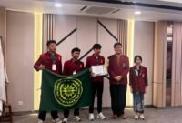 Foto tim WERKUDARA UMY yang berhasil meraih juara 2 dalam Lomba Beton Nasional yang diselenggarakan oleh Universitas Tarumanagara, Jakarta