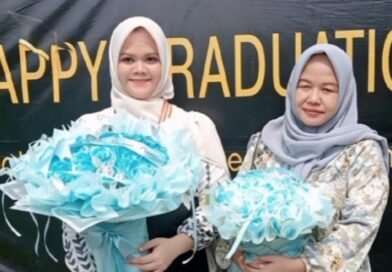 Latipah Ajak Adik Kelas Tak Menyerah Hanya Karena Faktor Ekonomi: Perjuangan dan Prestasi Kunci Sukses