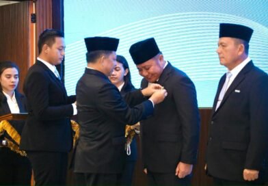 Dinilai Berjasa Besar bagi Bangsa, Enam Tokoh Raih Tanda Kehormatan Satyalancana Wira Karya