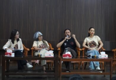 Lewat Film Jangan Buang Ibu, Erika Carlina Ingatkan Generasi Muda untuk Lebih Peduli Orang Tua