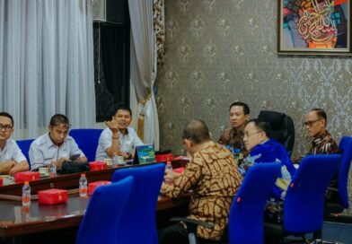 Sekdaprov Marindo Kurniawan Pimpin Rapat Percepatan Penanggulangan Kemiskinan se-Provinsi Lampung