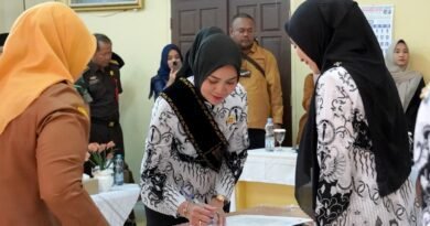 Purnama Wulan Sari Mirza Lantik Lima Ibunda Guru Kabupaten, Perkuat Pendampingan Pendidikan Purnama Wulan Sari Mirza Lantik Lima Ibunda Guru Kabupaten, Perkuat Pendampingan Pendidikan