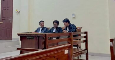 Sidang Diksar Mahepel Unila: Dekan FEB dan Saksi Senior Bantah Ada Penganiayaan Sidang Diksar Mahepel Unila: Dekan FEB dan Saksi Senior Bantah Ada Penganiayaan