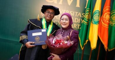 Dari Pos Satpam ke Gelar Doktor: Perjalanan Agung Sulistyo Menembus Batas Pendidikan